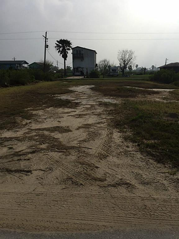 1223 Canal, Crystal Beach, TX 77650