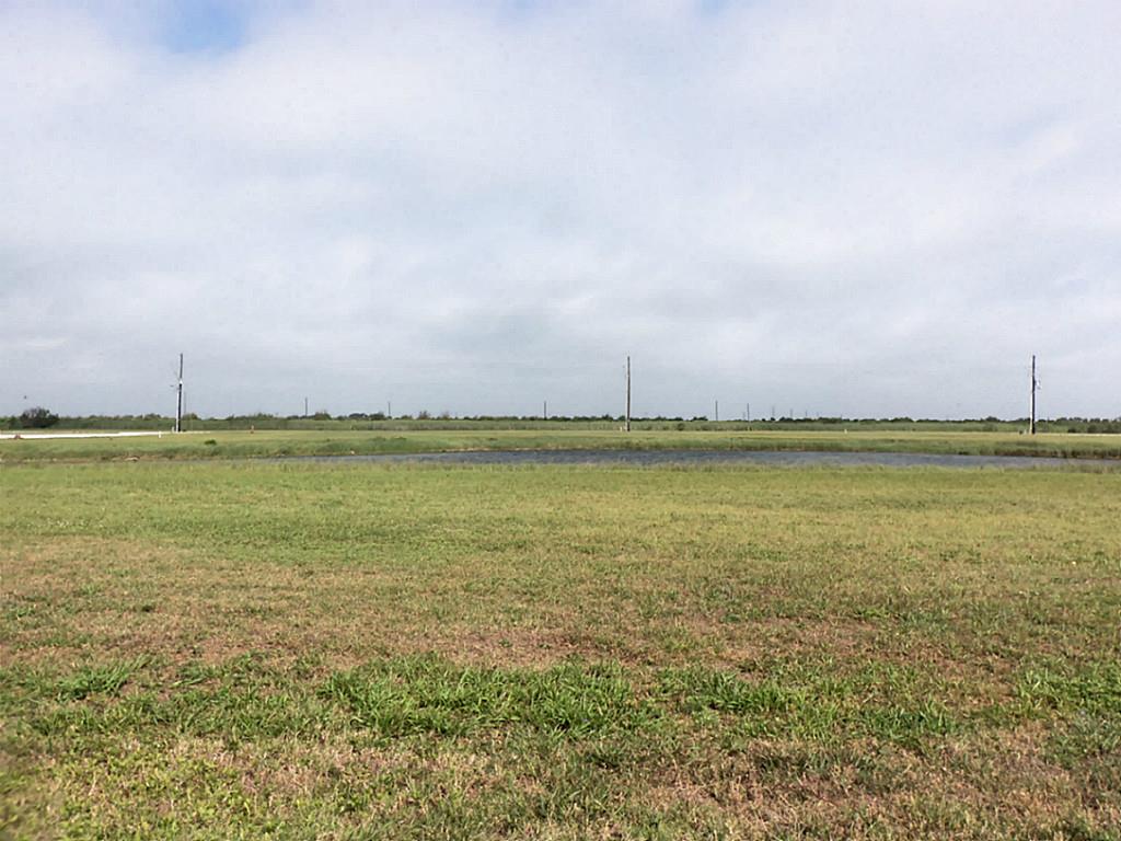 3821 Biscayne Beach Road, Port Bolivar, TX 77650