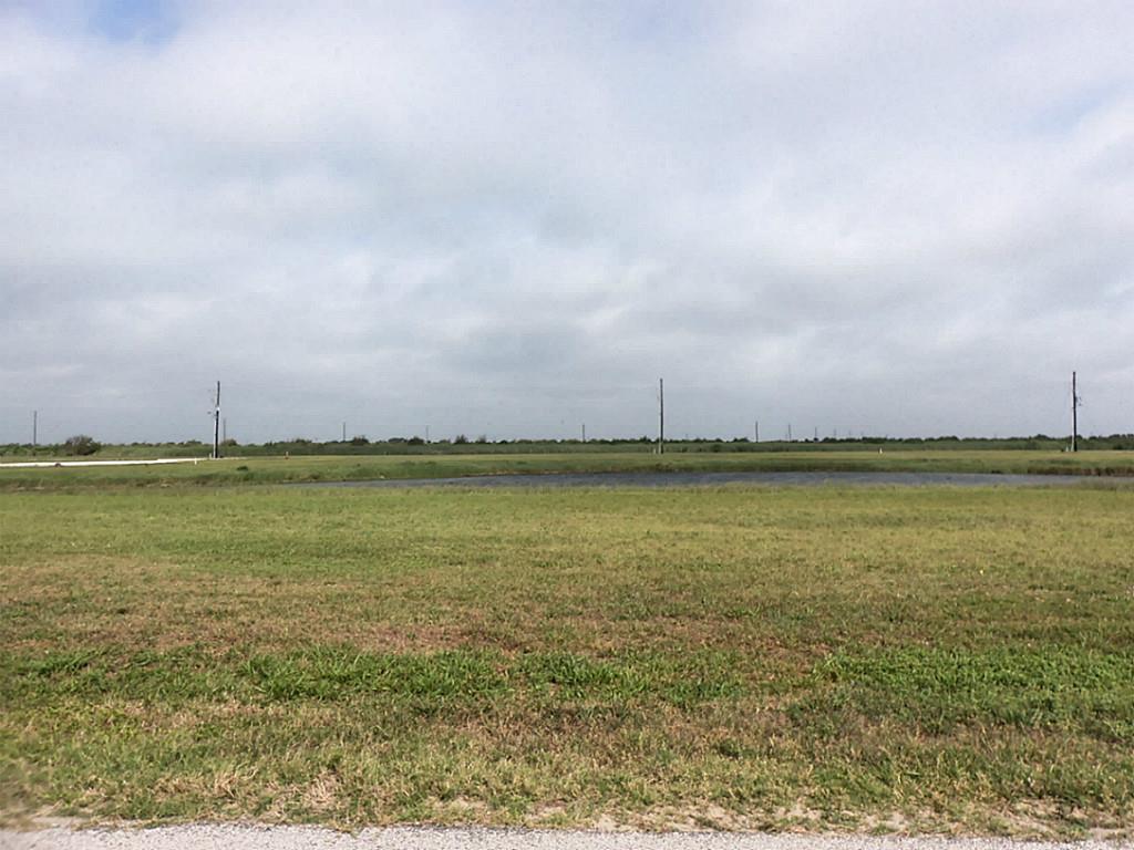 3821 Biscayne Beach Road, Port Bolivar, TX 77650