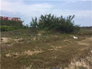 2056 Hwy 87, Crystal Beach, TX 77650