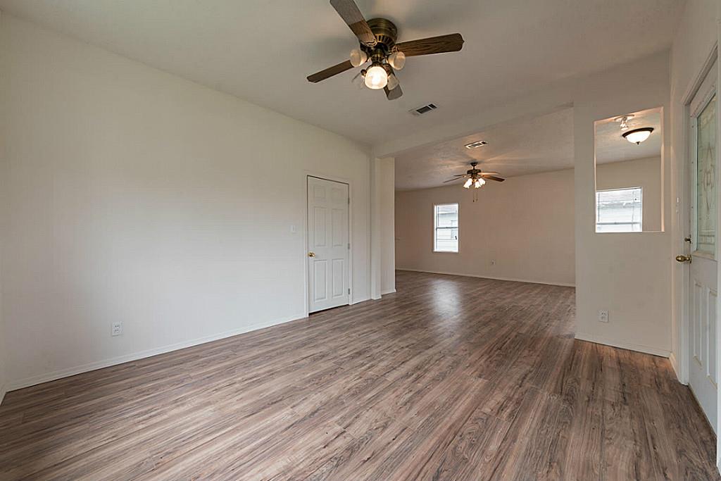 1118 Dallas Street, Port Neches, TX 77651