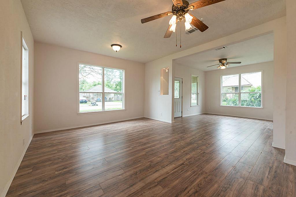 1118 Dallas Street, Port Neches, TX 77651