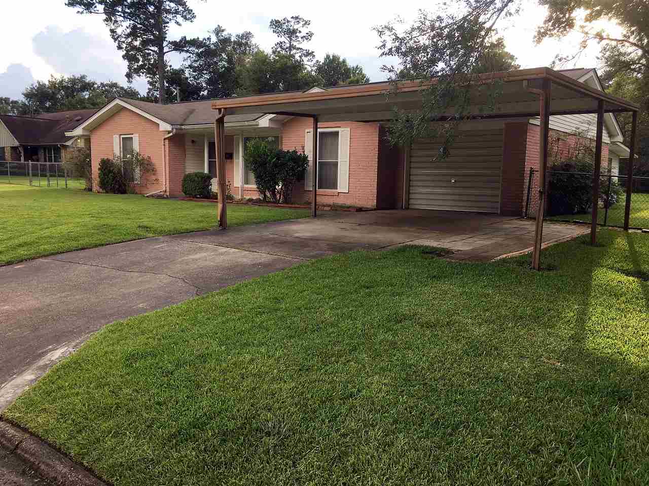 104 Cypress, Silsbee, TX 77656