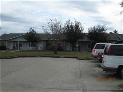 880 HWY 105, Sour Lake, TX 77659