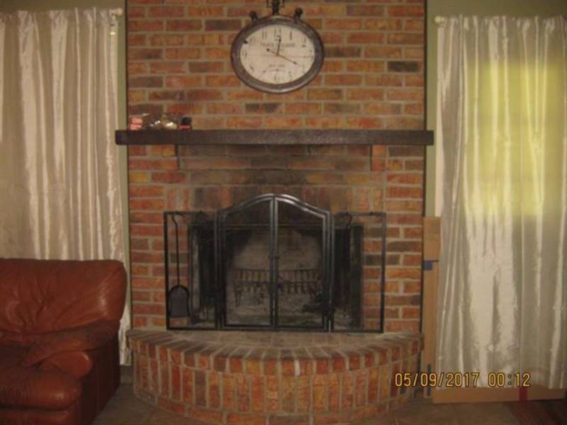 825 E. TRAM, Vidor, TX 77662