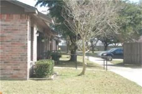 218 W Magnolia, Winnie, TX 77665
