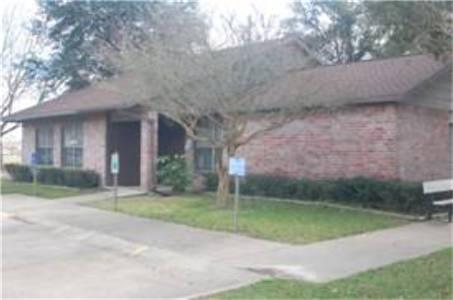 218 W Magnolia, Winnie, TX 77665