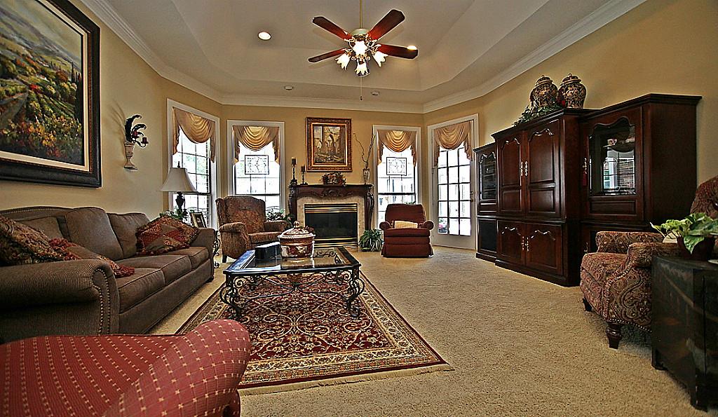 6050 Chatom Trc, Beaumont, TX 77706