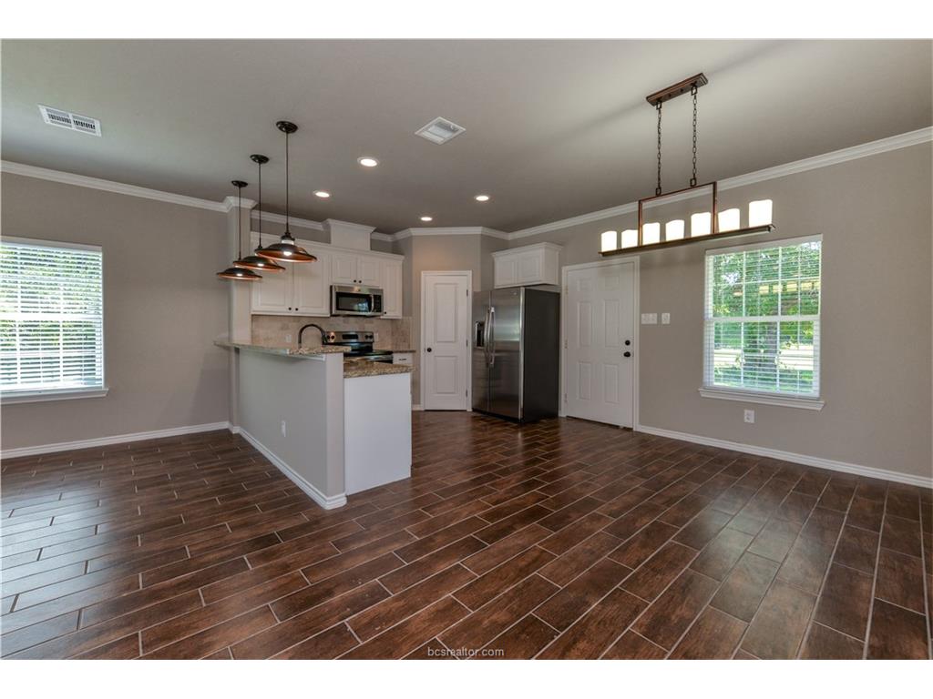 2302-07 Lorito Circle, Bryan, TX 77807