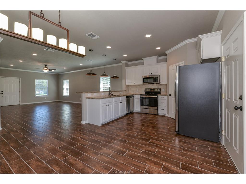 2302-07 Lorito Circle, Bryan, TX 77807