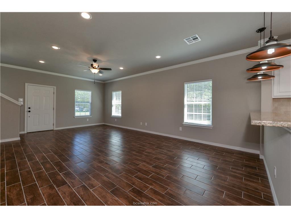 2302-07 Lorito Circle, Bryan, TX 77807