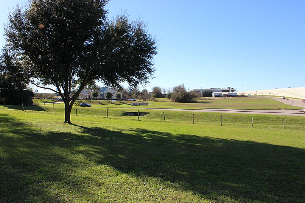 2430 Highway 290, Brenham, TX 77833