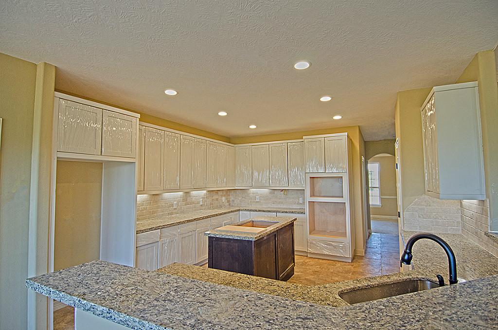 211 W Crosswinds, Brenham, TX 77833