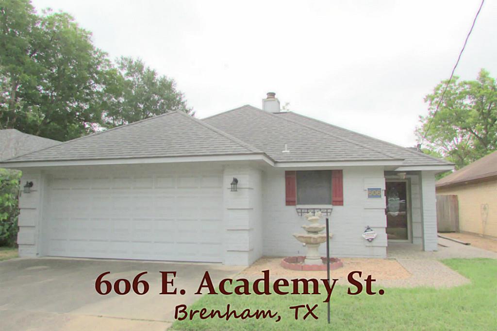 606 Academy, Brenham, TX 77833