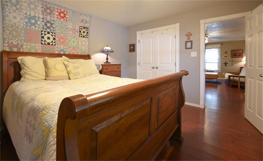 605 W Val Verde, Brenham, TX 77833