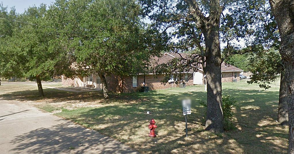 705 W Mitchell, Calvert, TX 77837