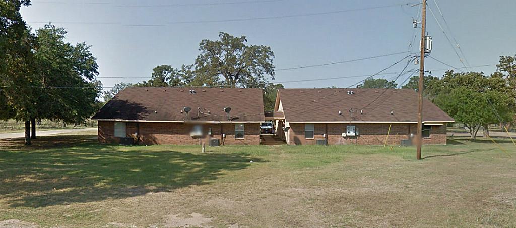 705 W Mitchell, Calvert, TX 77837