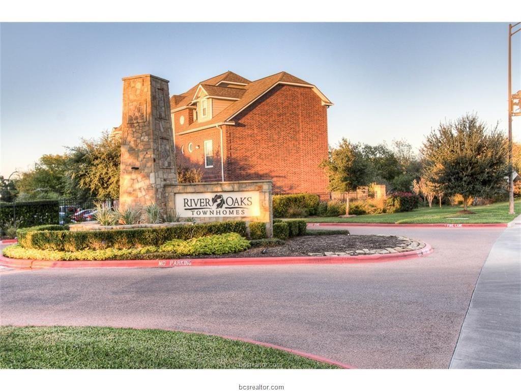305 HOLLEMAN DRIVE, College Station, TX 77840