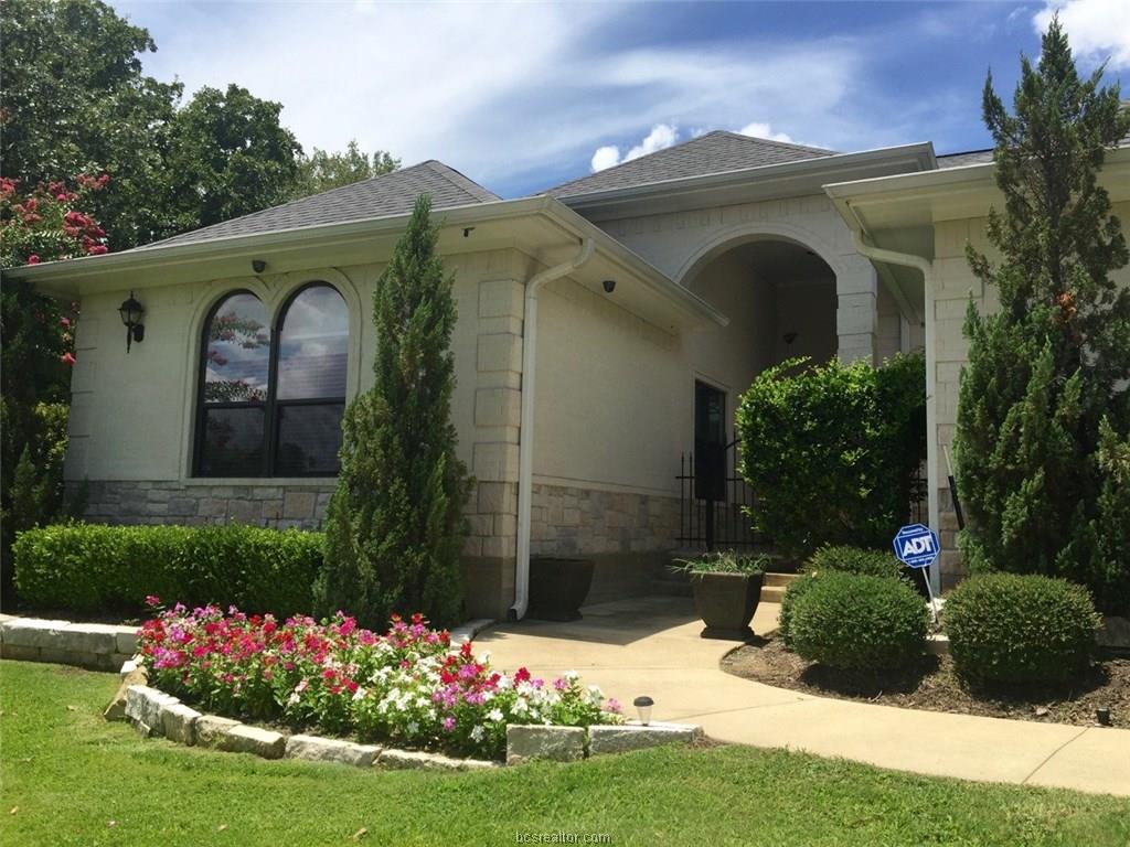 3649 Calusa Springs Drive, College Station, TX 77845