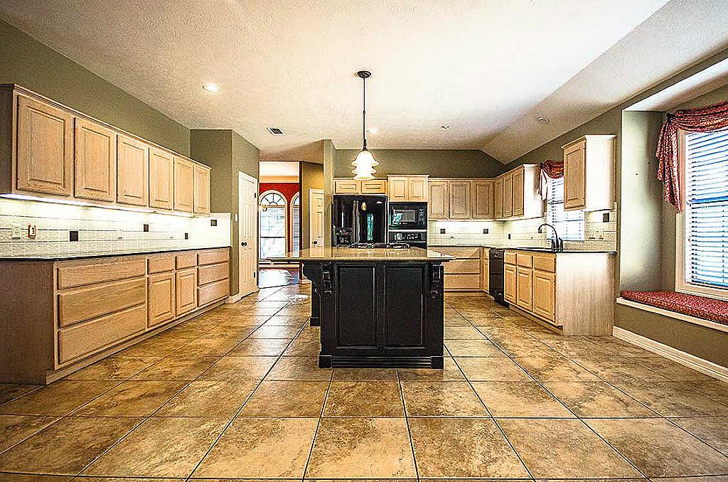 906 Winged Foot, College Station, TX 77845