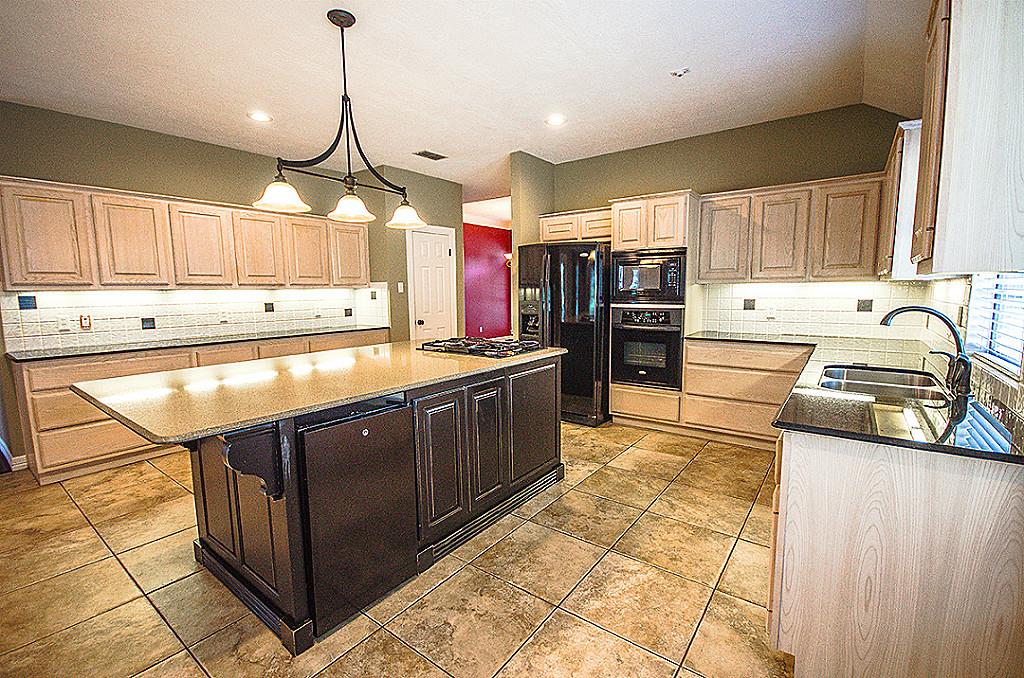 906 Winged Foot, College Station, TX 77845