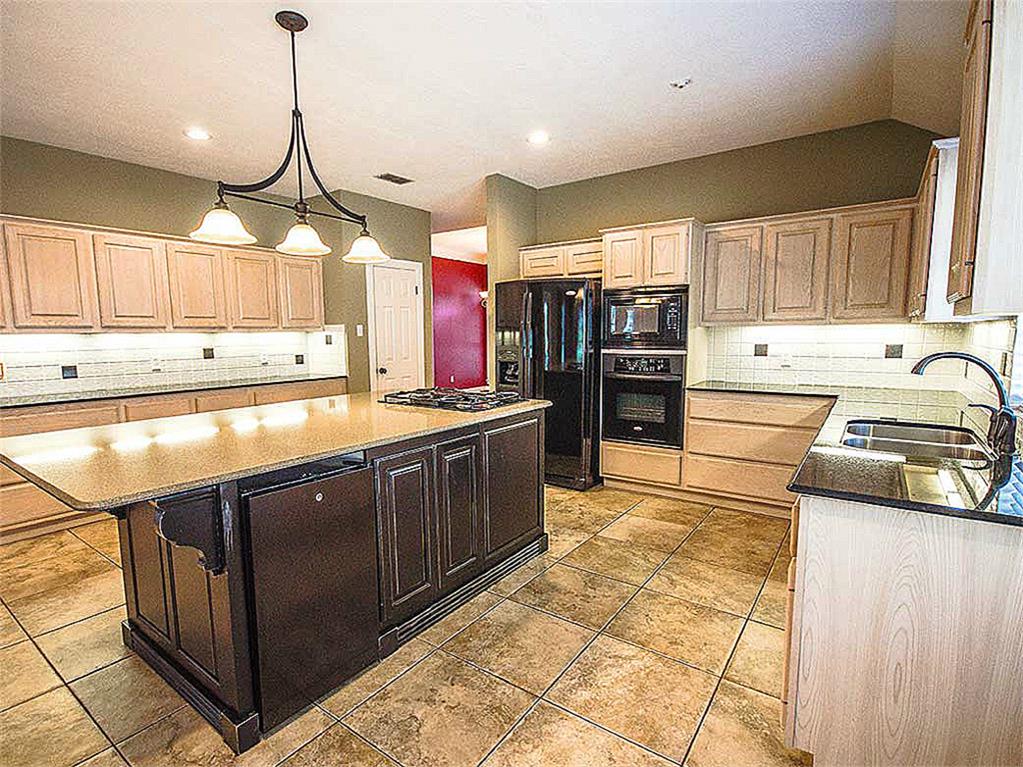 906 Winged Foot, College Station, TX 77845
