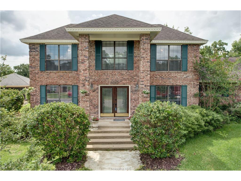 2204 Bent Oak Street, College Station, TX 77845