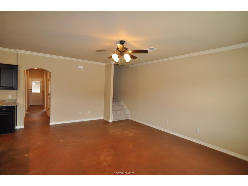 119 Armored Avenue, College Station, TX 77845