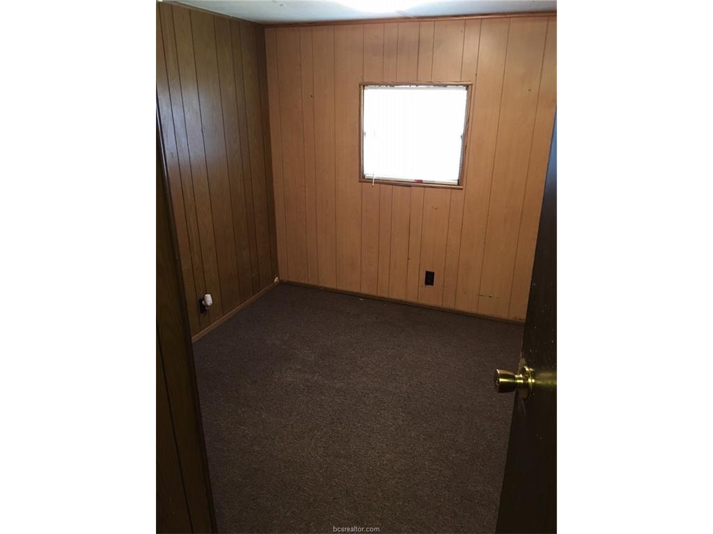 11421 Hickory Road, College Station, TX 77845