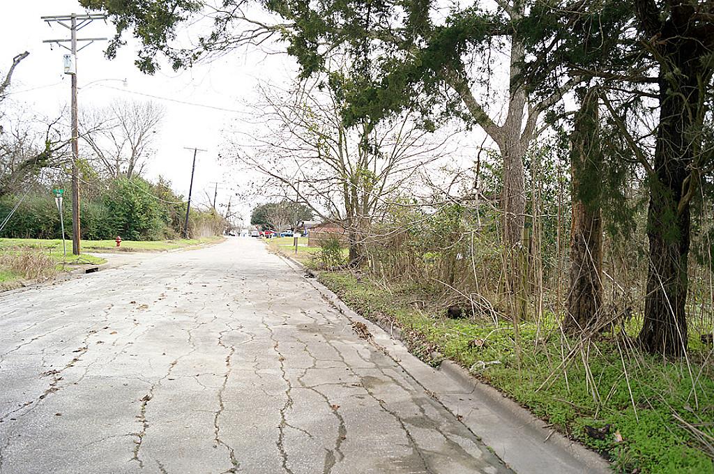 405 N 3rd Street, Navasota, TX 77868