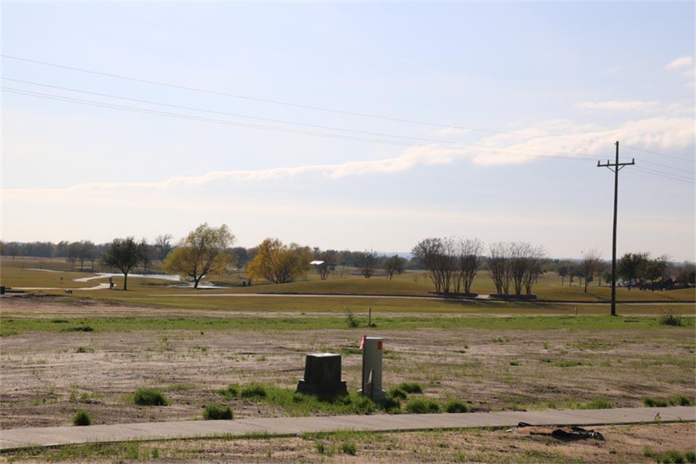 000 Birdie Court, Navasota, TX 77868
