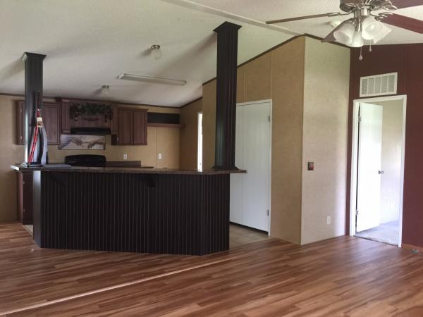 100 Main ,TX, Victoria, 77901