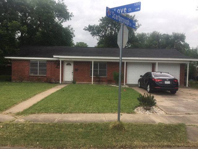 205 Scarborough, Victoria, TX 77901
