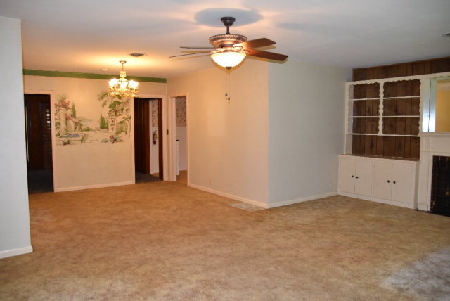 1907 E Virginia, Victoria, TX 77901