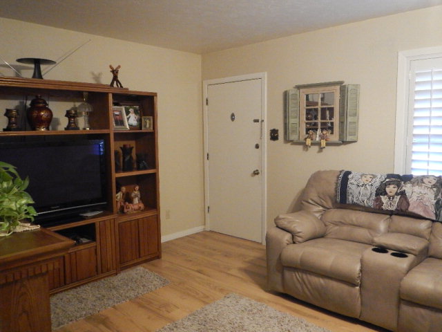 1305 Love St, Victoria, TX 77901