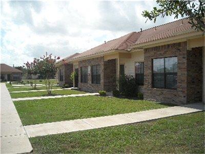 506 S Burke Street, Goliad, TX 77963