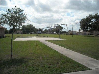 506 S Burke Street, Goliad, TX 77963