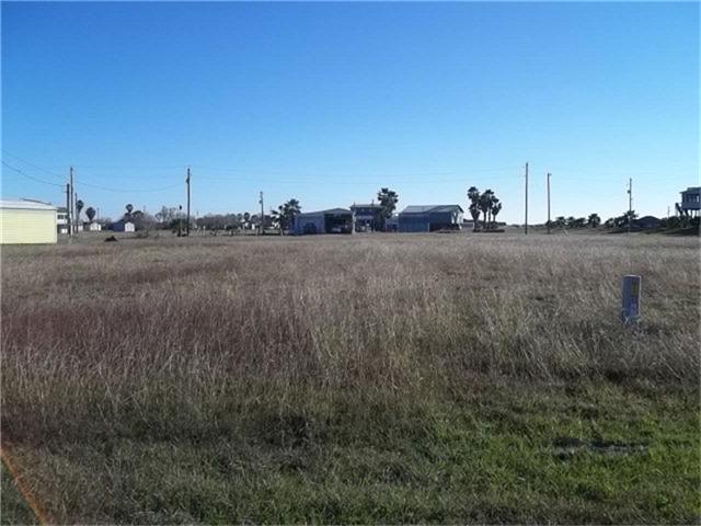 323 Flounder Lane, Port Lavaca, TX 77979
