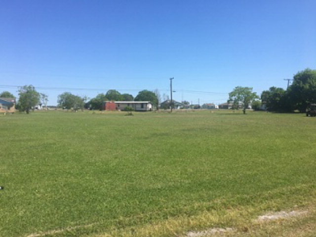 1108 W St. Louis, Seadrift, TX 77983