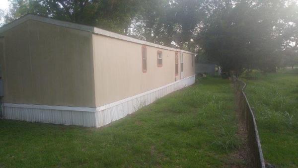 100 Main ,TX, Yoakum, 77995