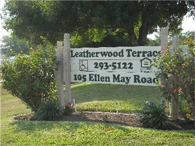 105 Ellen May Road, Yoakum, TX 77995
