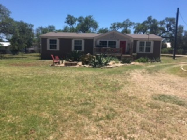 196 Lonnie Ln, Bandera, TX 78003