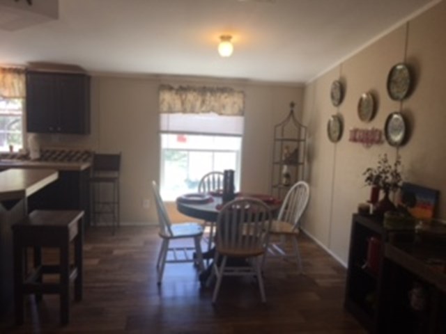 196 Lonnie Ln, Bandera, TX 78003