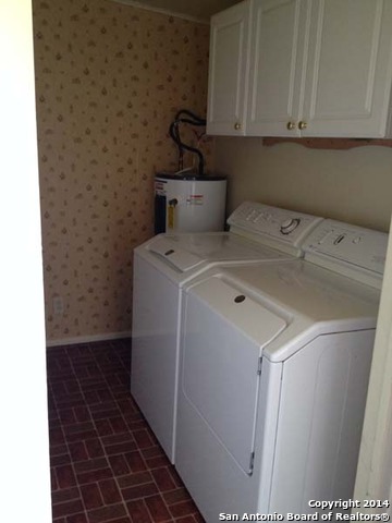 465 PURPLE SAGE RD, Bandera, TX 78003