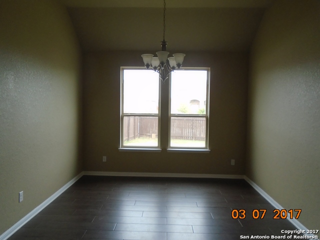 221 Krieg Dr, Boerne, TX 78006