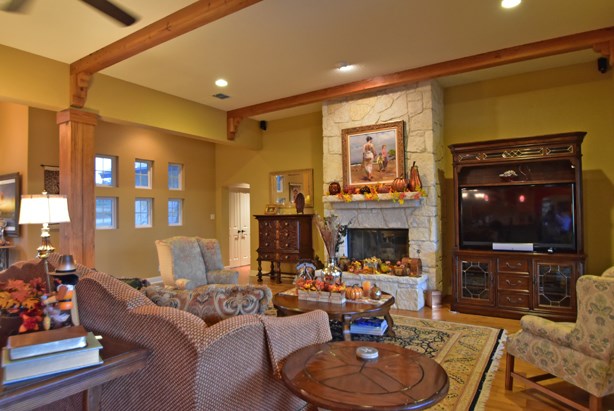 941 Kendall Jackson, Comfort, TX 78013