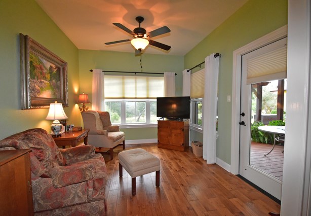 941 Kendall Jackson, Comfort, TX 78013