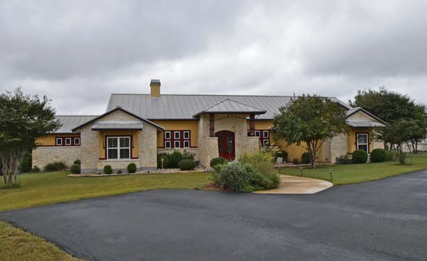 941 Kendall Jackson, Comfort, TX 78013