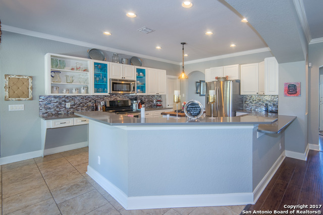 402 Shepherds Crook, Helotes, TX 78023