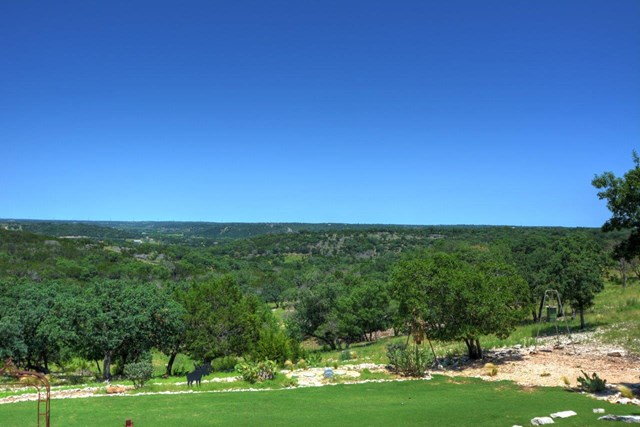 546 Cypress Estates Parkway, Ingram, TX 78025